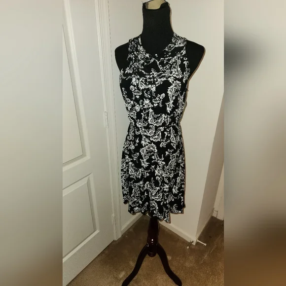 COPY - NWT!! ELLE DRESS !! - Picture 1 of 3